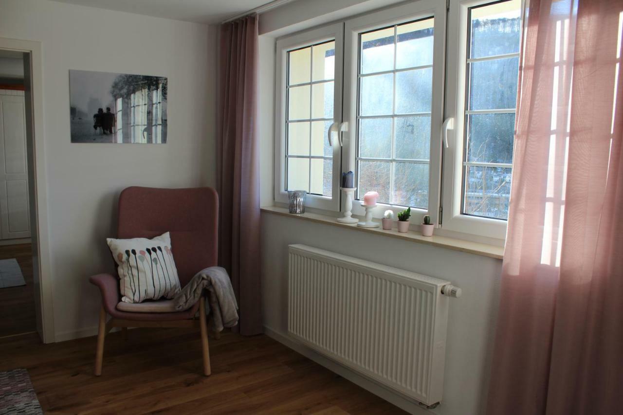 Ferienwohnung In Herrlicher Lage Bad Urach Bagian luar foto