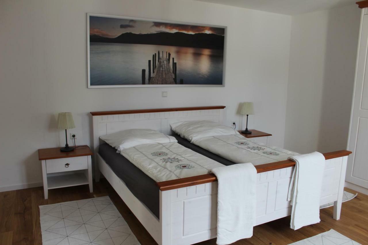 Ferienwohnung In Herrlicher Lage Bad Urach Bagian luar foto